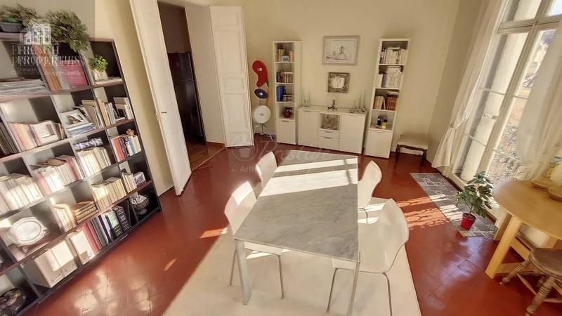 Appartement - 155 m² - 4 pièces