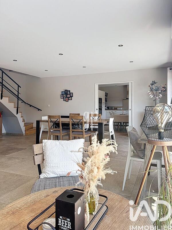 Maison - 164 m² - 5 pièces