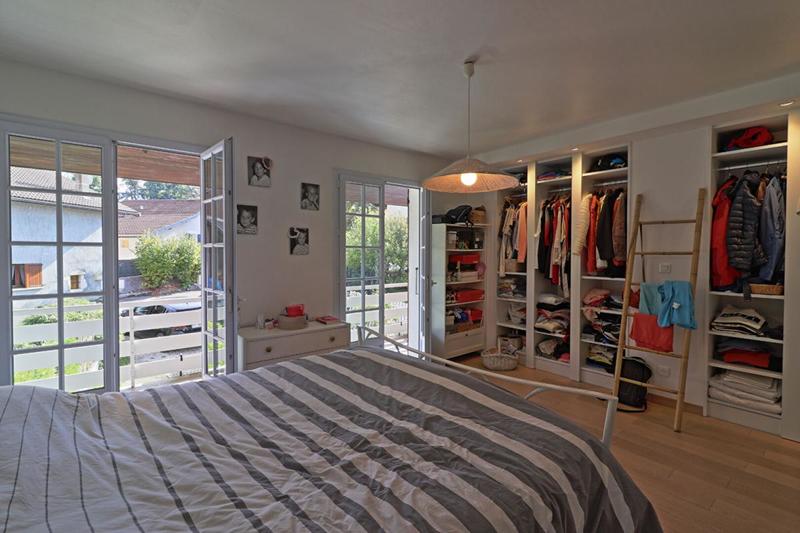 Maison - 151 m² - 8 pièces