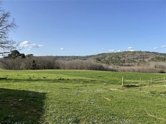 Propriété - 220 m² - 9 pièces