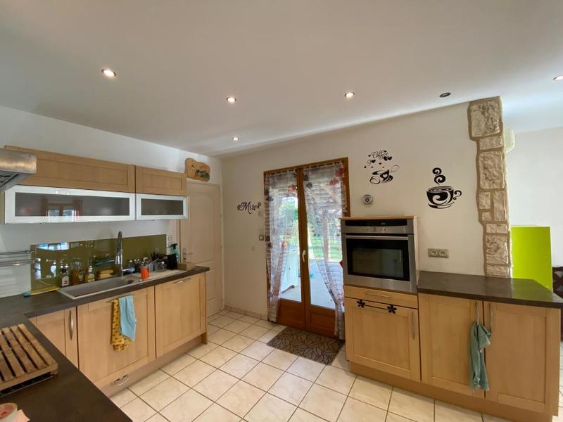 Maison - 93 m² - 4 pièces