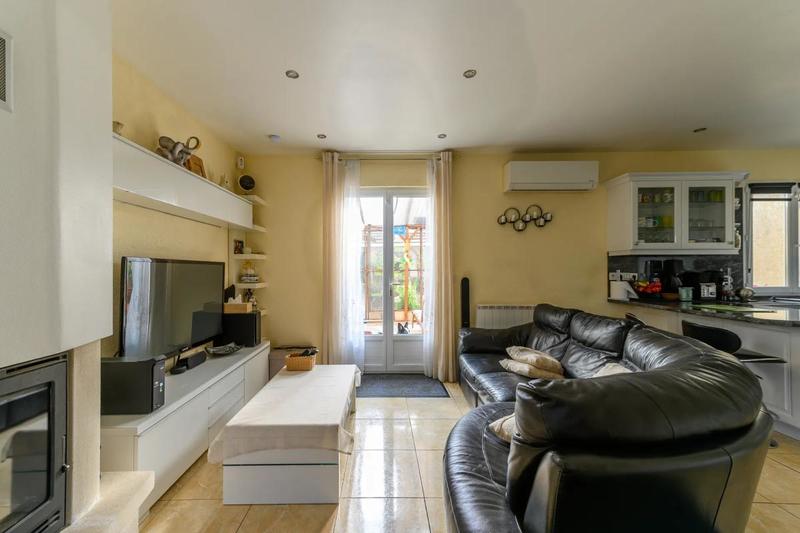 Maison - 86 m² - 5 pièces