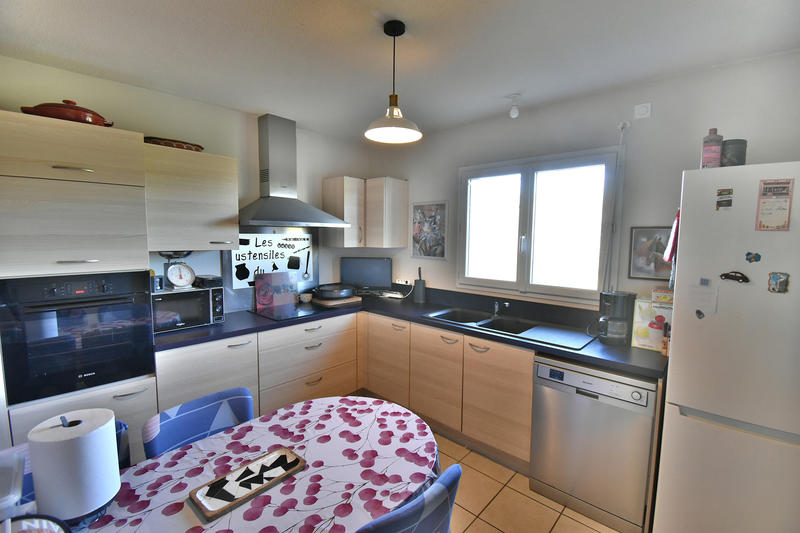 Maison - 101 m² - 5 pièces