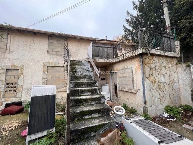 Immeuble - 94 m² - 6 pièces