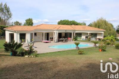 Maison - 193 m² - 6 pièces