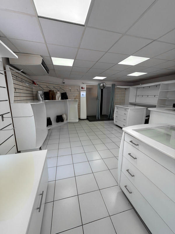 Local commercial - 55 m²