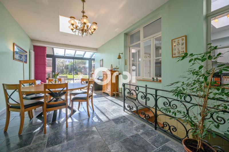 Maison bourgeoise - 320 m² - 8 pièces