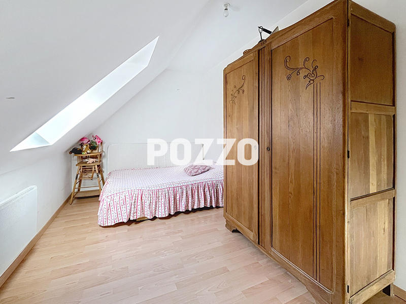 Maison - 90 m² - 5 pièces