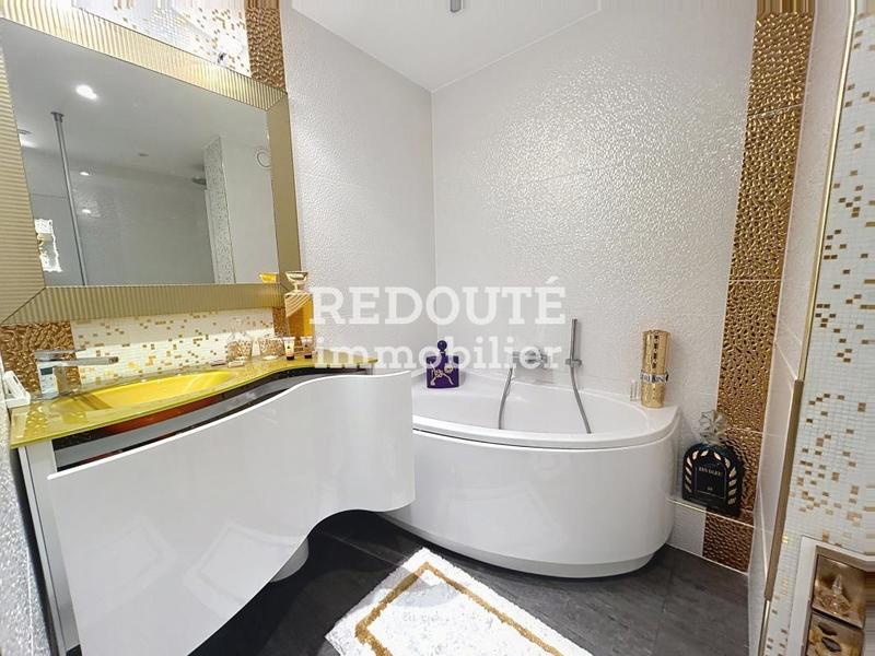 Penthouse - 171 m² - 6 pièces