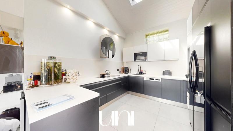 Maison - 126 m² - 5 pièces