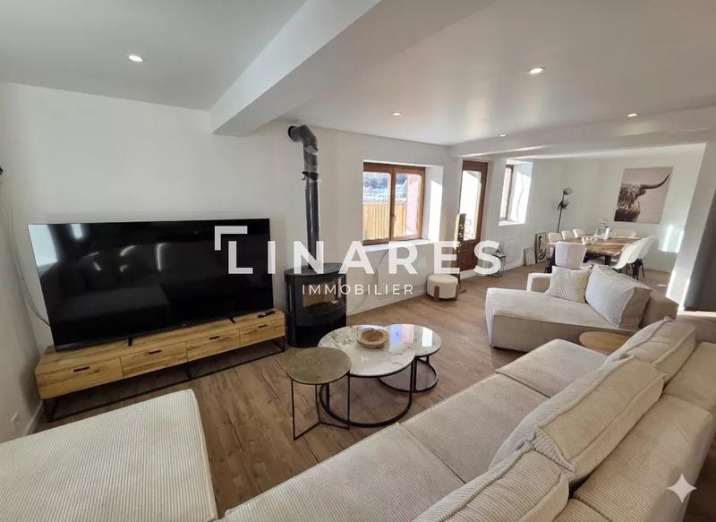 Appartement - 143 m² - 6 pièces