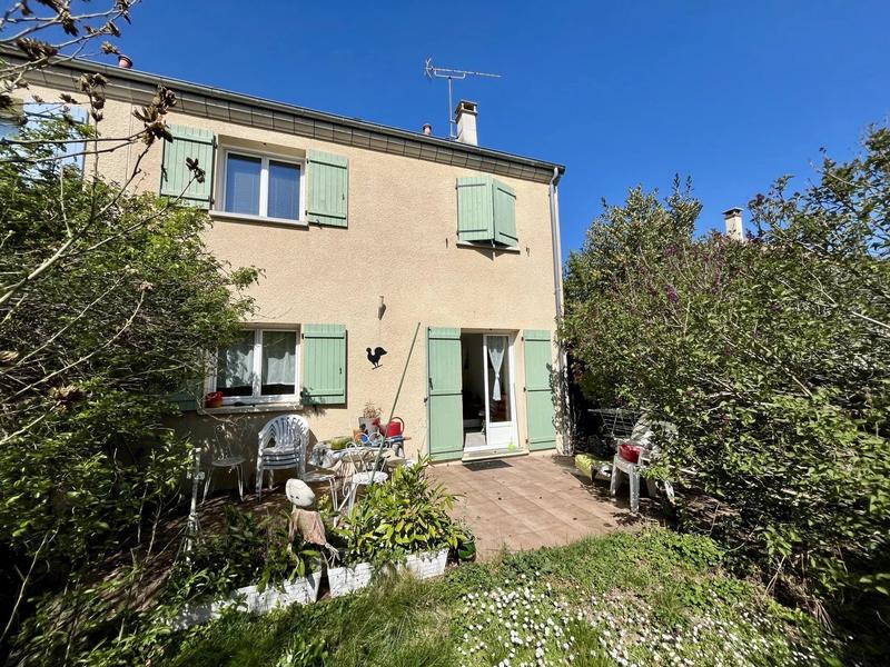 Maison - 89 m² - 4 pièces