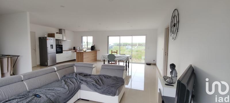 Maison - 97 m² - 5 pièces