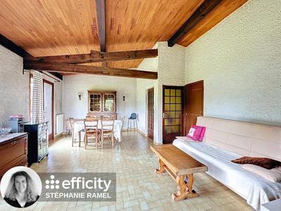 Maison - 103 m² - 4 pièces