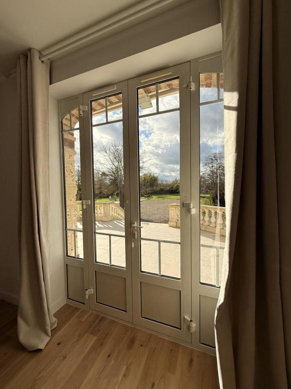 Maison de maîtres - 241 m² - 8 pièces