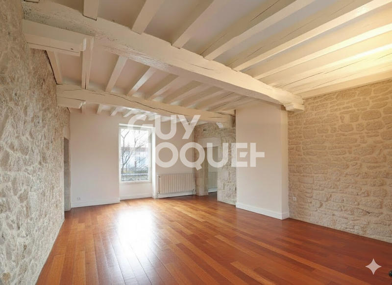 Maison - 287 m² - 8 pièces