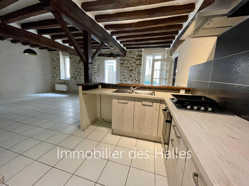 Maison - 176 m² - 9 pièces