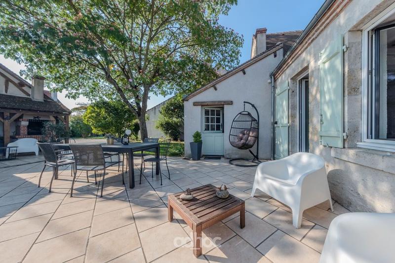 Maison ancienne - 220 m² - 7 pièces