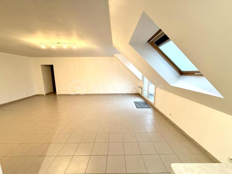 Appartement - 90 m² - 5 pièces