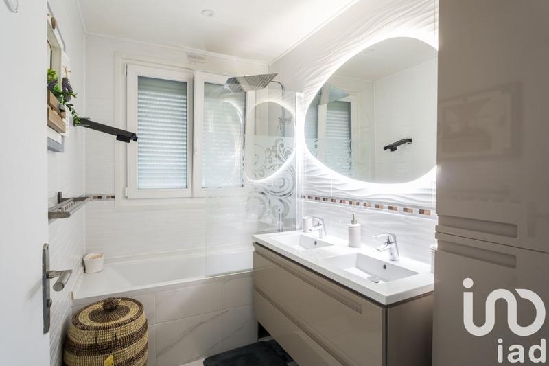 Appartement - 98 m² - 5 pièces