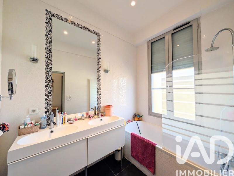 Maison - 143 m² - 4 pièces