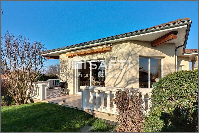 Maison - 220 m² - 9 pièces