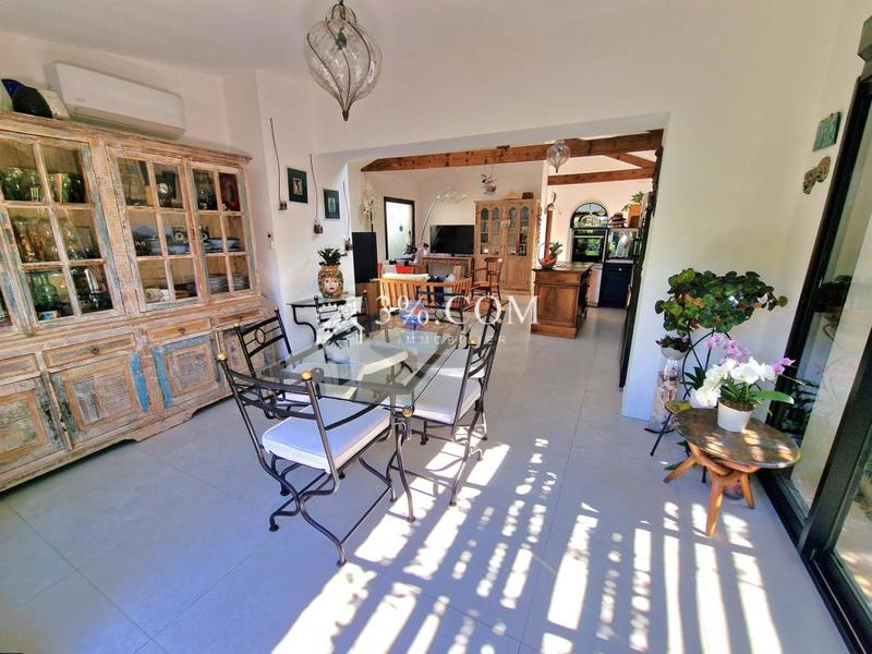 Villa - 98 m² - 5 pièces