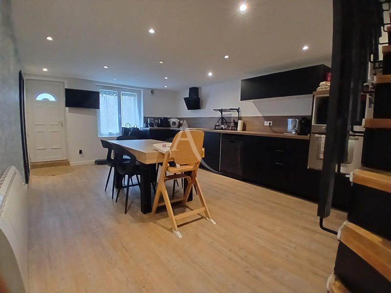 Maison - 100 m² - 4 pièces