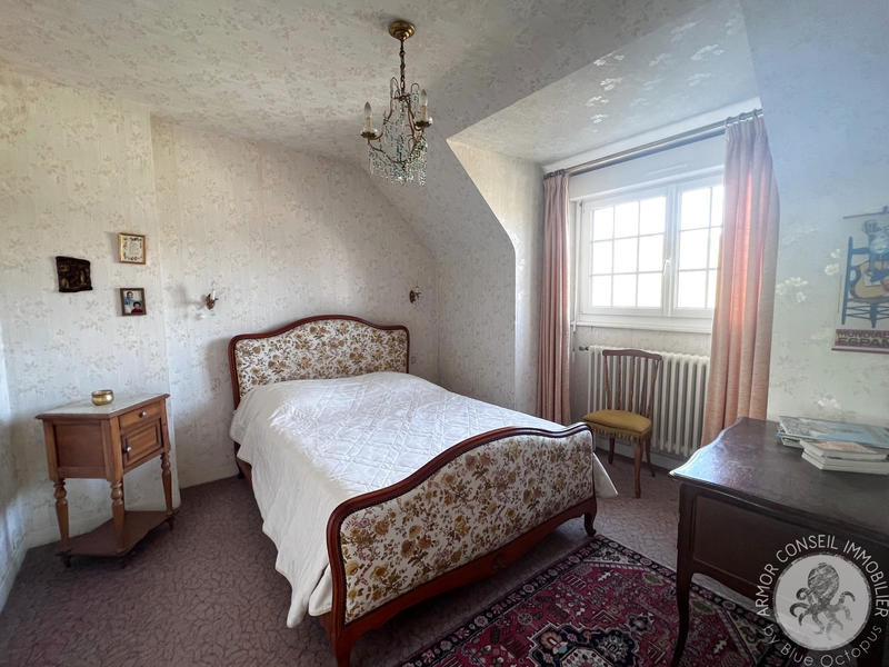 Maison - 183 m² - 6 pièces