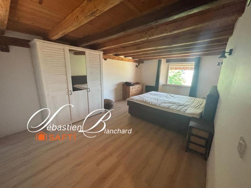 Maison - 136 m² - 8 pièces