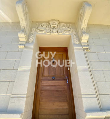 Appartement - 188 m² - 6 pièces