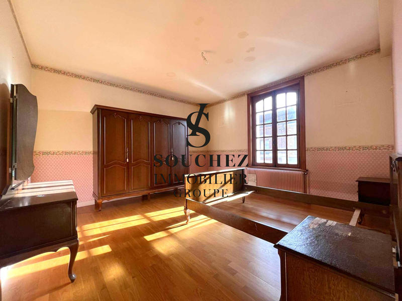 Maison ancienne - 235 m² - 8 pièces