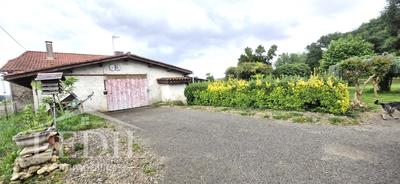 Maison - 99 m² - 4 pièces