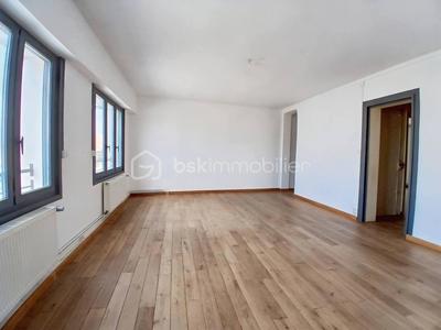Immeuble - 228 m² - 12 pièces