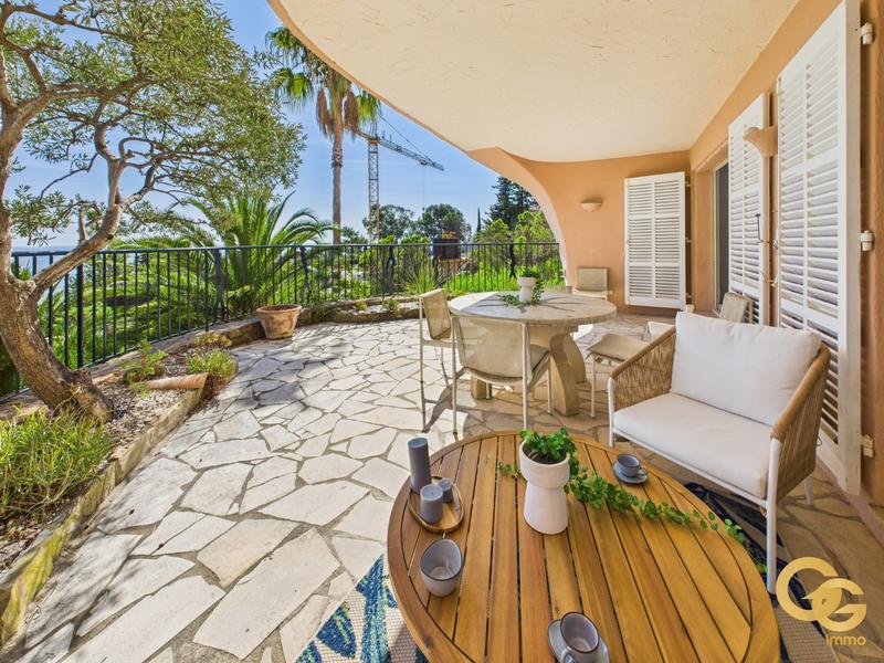 Appartement - 77 m² - 3 pièces