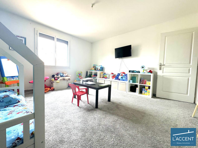 Maison - 183 m² - 6 pièces