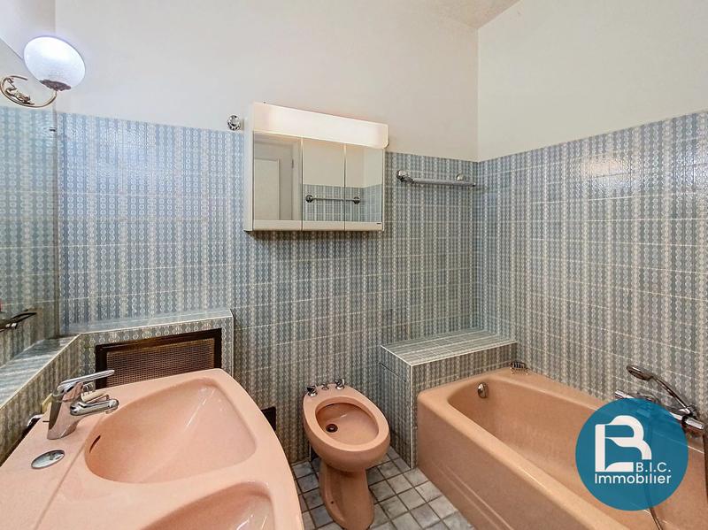 Appartement - 145 m² - 5 pièces