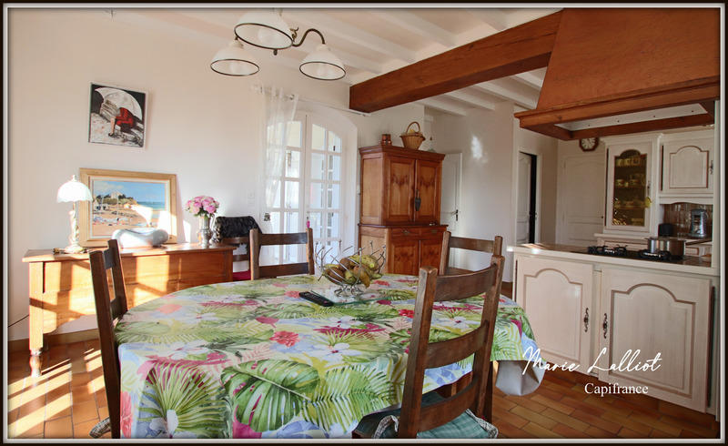 Maison - 343 m² - 12 pièces