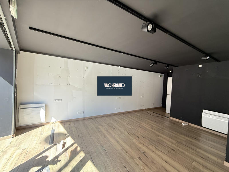 Local commercial - 90 m²