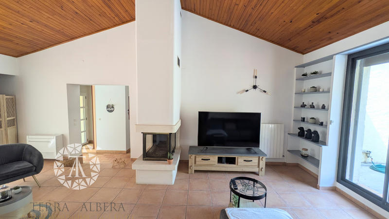 Villa - 168 m² - 5 pièces