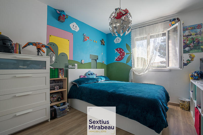 Maison - 95 m² - 5 pièces