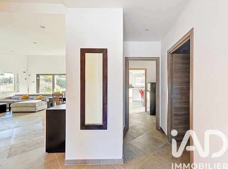 Maison - 199 m² - 6 pièces