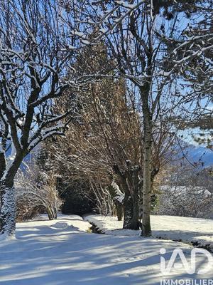 Maison - 372 m² - 14 pièces