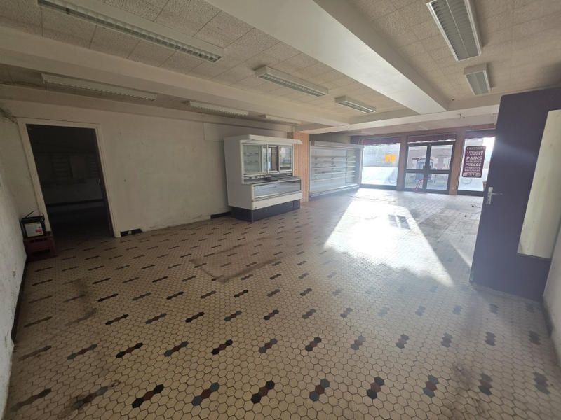 Maison - 216 m² - 8 pièces