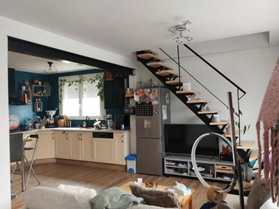 Maison - 141 m² - 6 pièces