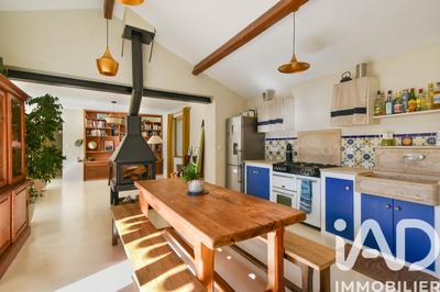 Maison - 110 m² - 4 pièces