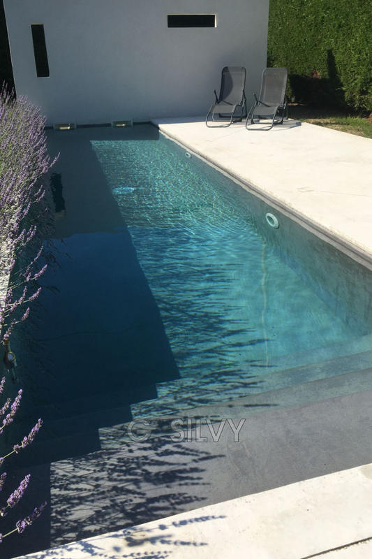 Mas - 260 m² - 10 pièces