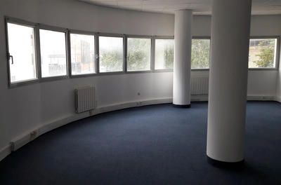Bureau - 628 m²