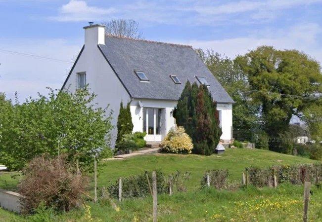 Maison - 98 m² - 5 pièces