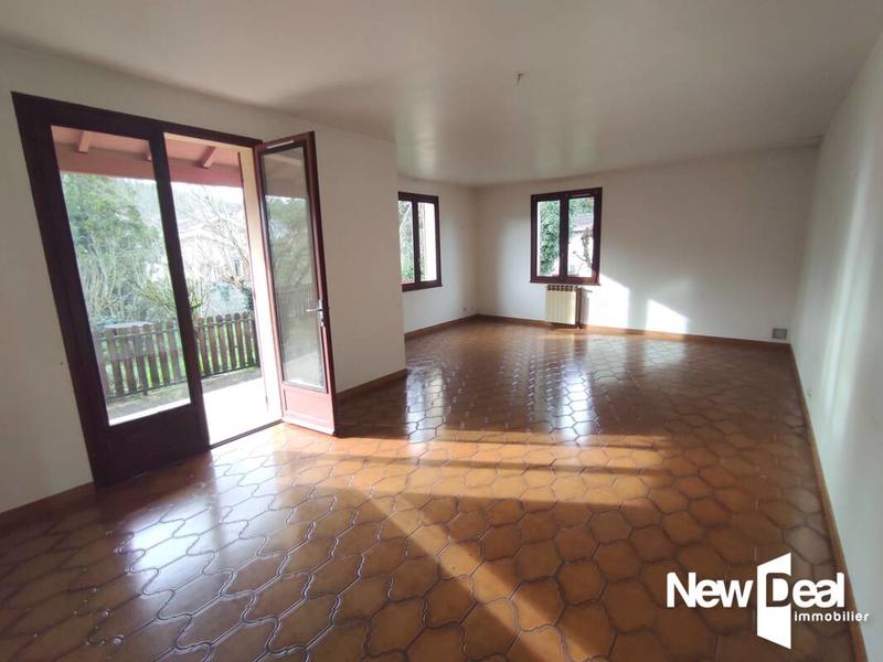 Pavillon - 95 m² - 4 pièces